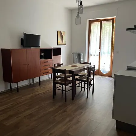 Mela Ad Alba, Cuore Delle Langhe شقة ألبا